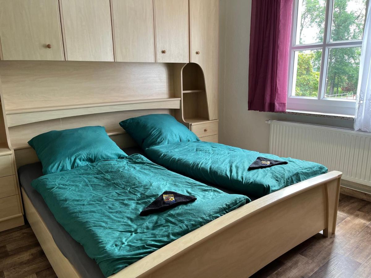 Radler Hotel Seehausen  Екстер'єр фото